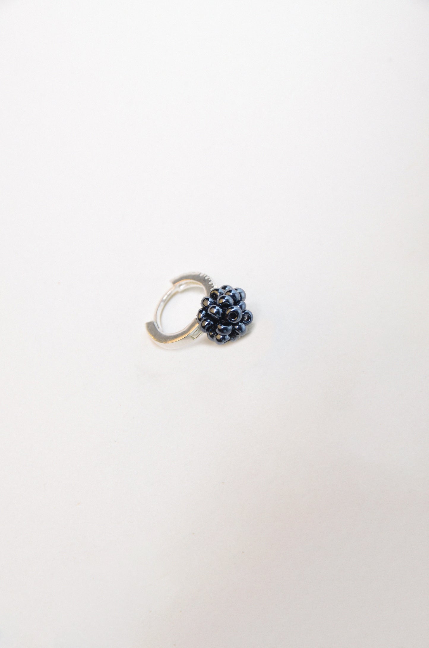 Caviale Brillante Earring in Glass