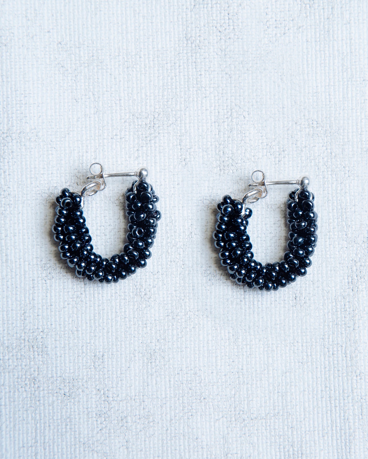 Caviale Round Earring in Glass