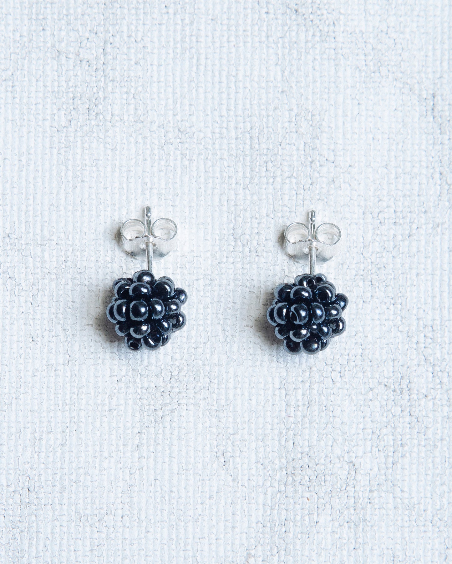 Caviale Stud in Glass