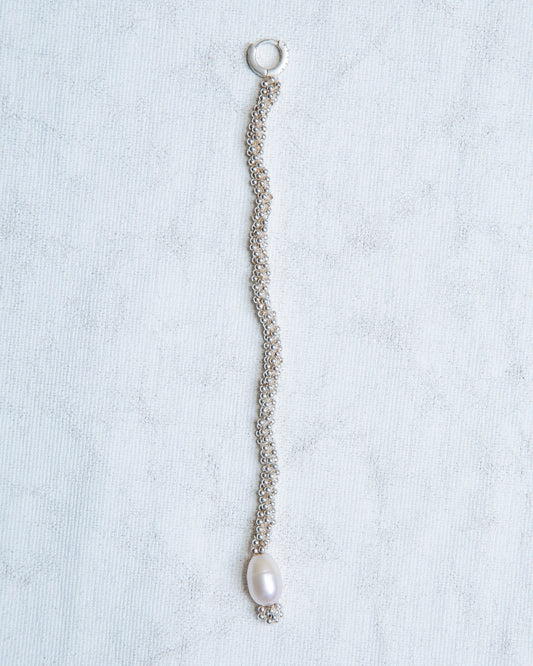 Lacrima earring in Silver